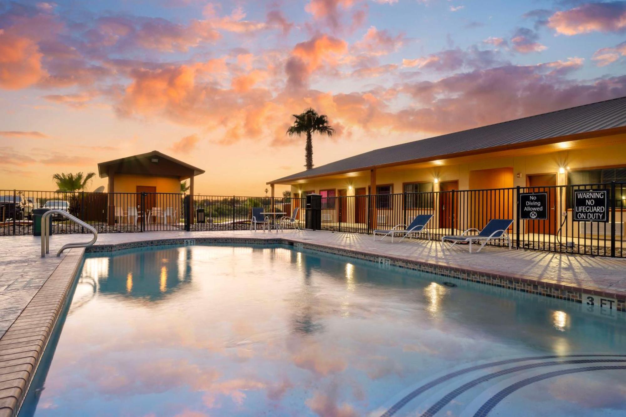 Best Western Hebbronville Inn Kültér fotó